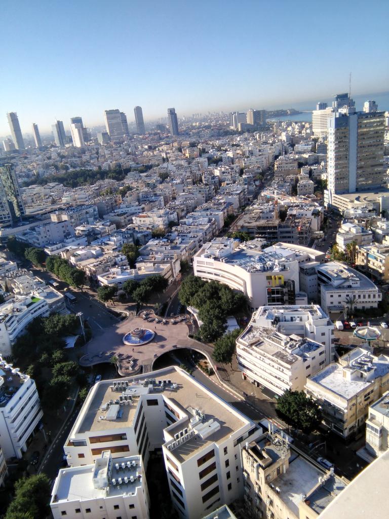 Tel-aviv with the Dizengoff square from the 25th floor 
2015