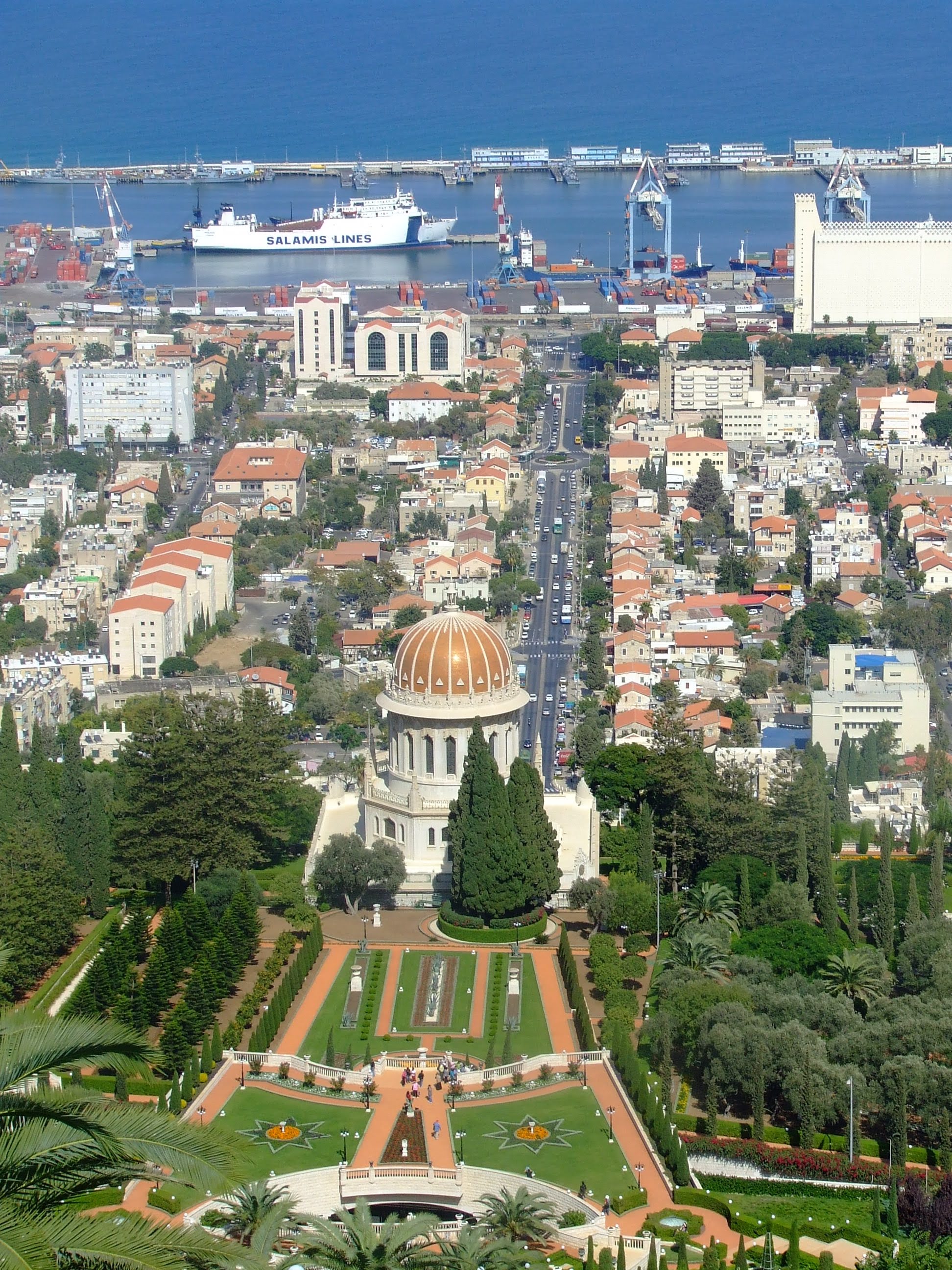 bahaic temple & Ben gurion boulevard Haifa
