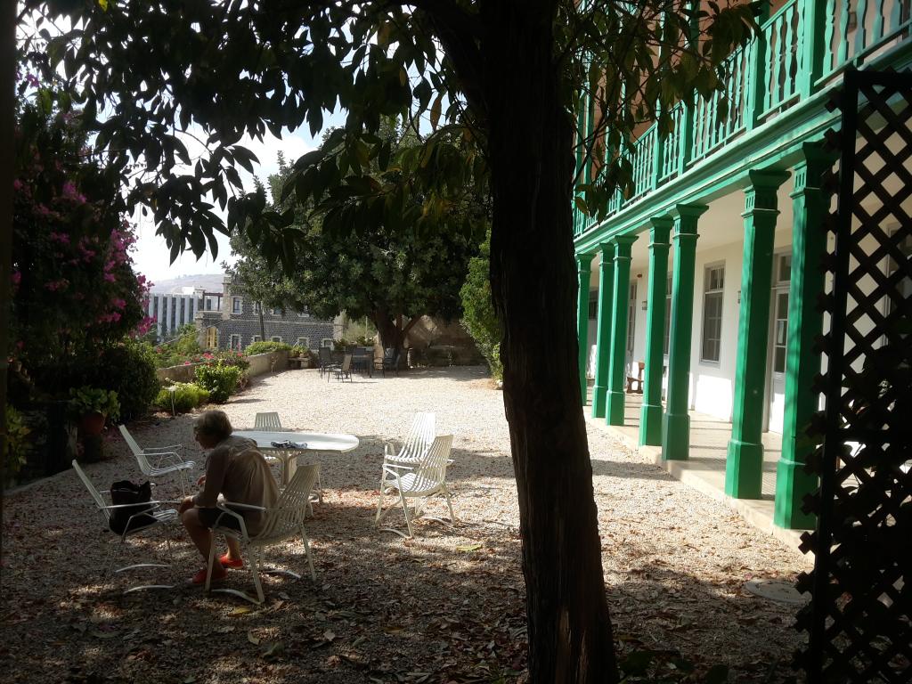 Oasis - La communaut� Emmanuel, a peaceful  guest house on the Sea of Galilee august 2015