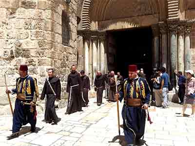 Ceremony at the Holy Sepulchre jerusalem 2015