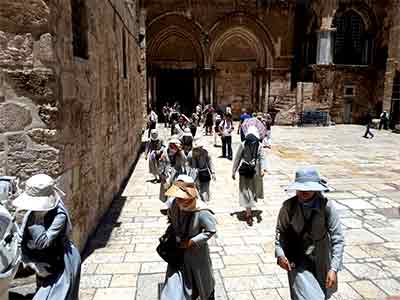 Where are they going so fast..
Jerusalem June 2015