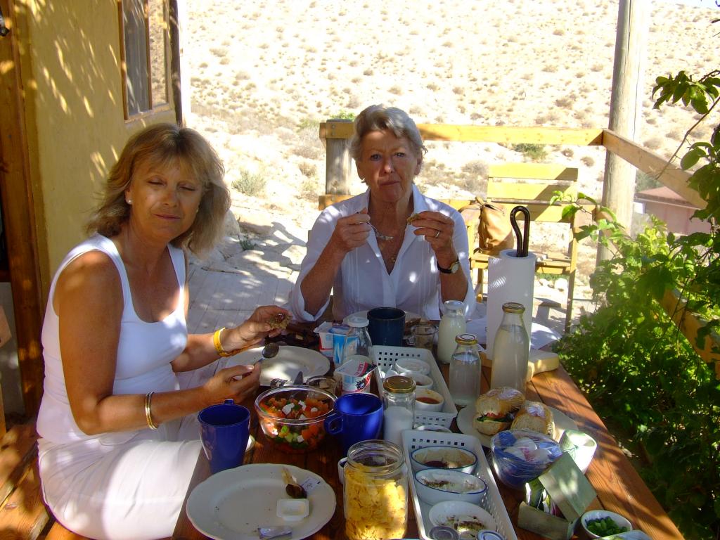 Breakfast with Vony at Carmey Avdat 2009